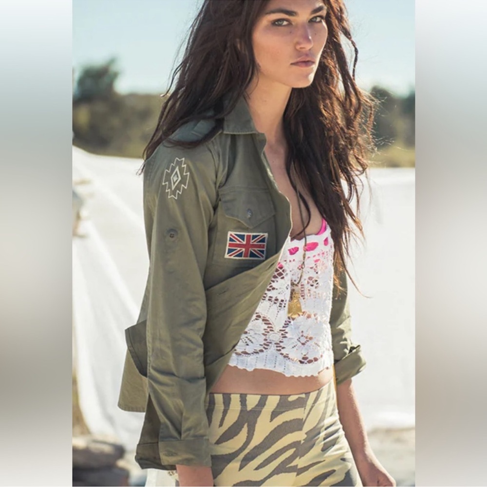 Spell & the Gypsy Vagabond shirt jacket AU 10 preowned - Picture 1 of 16